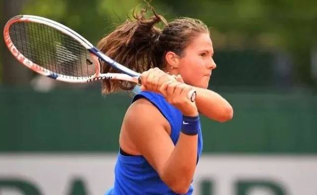 条类似的蓝 条类似的蓝